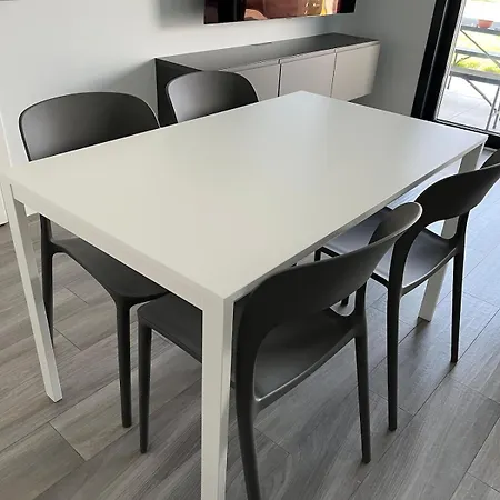 Дом отдыха Casa Darcellas Trilocale In A4 Con Giardino *