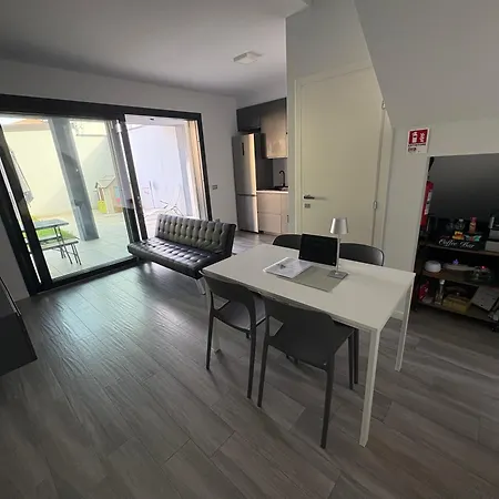Casa Darcellas Trilocale In A4 Con Giardino Дом отдыха