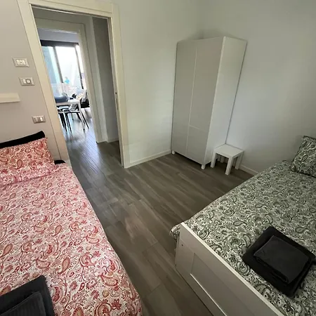 Casa Darcellas Trilocale In A4 Con Giardino Дом отдыха